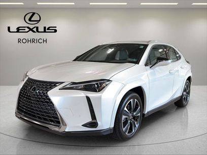 Certified 2025 Lexus UX 300h AWD w/ Accessory Package (Z1)