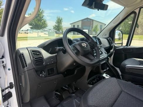 New 2026 RAM ProMaster 2500 w/ Convenience Group FWD image 30