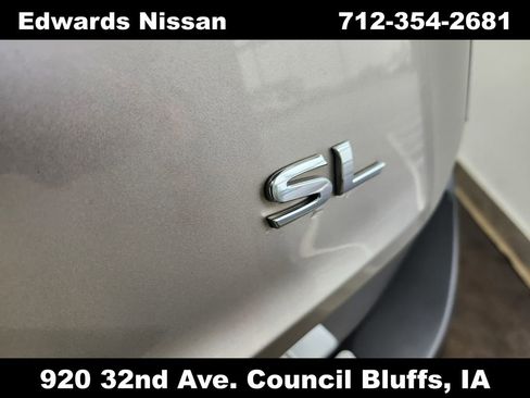 Used 2021 Nissan Rogue SL image 8