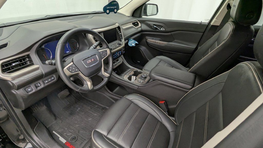 Used 2023 GMC Acadia Denali w/ LPO, Floor Liner Package FWD image 15