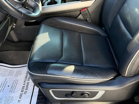 Used 2022 RAM 1500 Laramie w/ Sport Appearance Package image 21