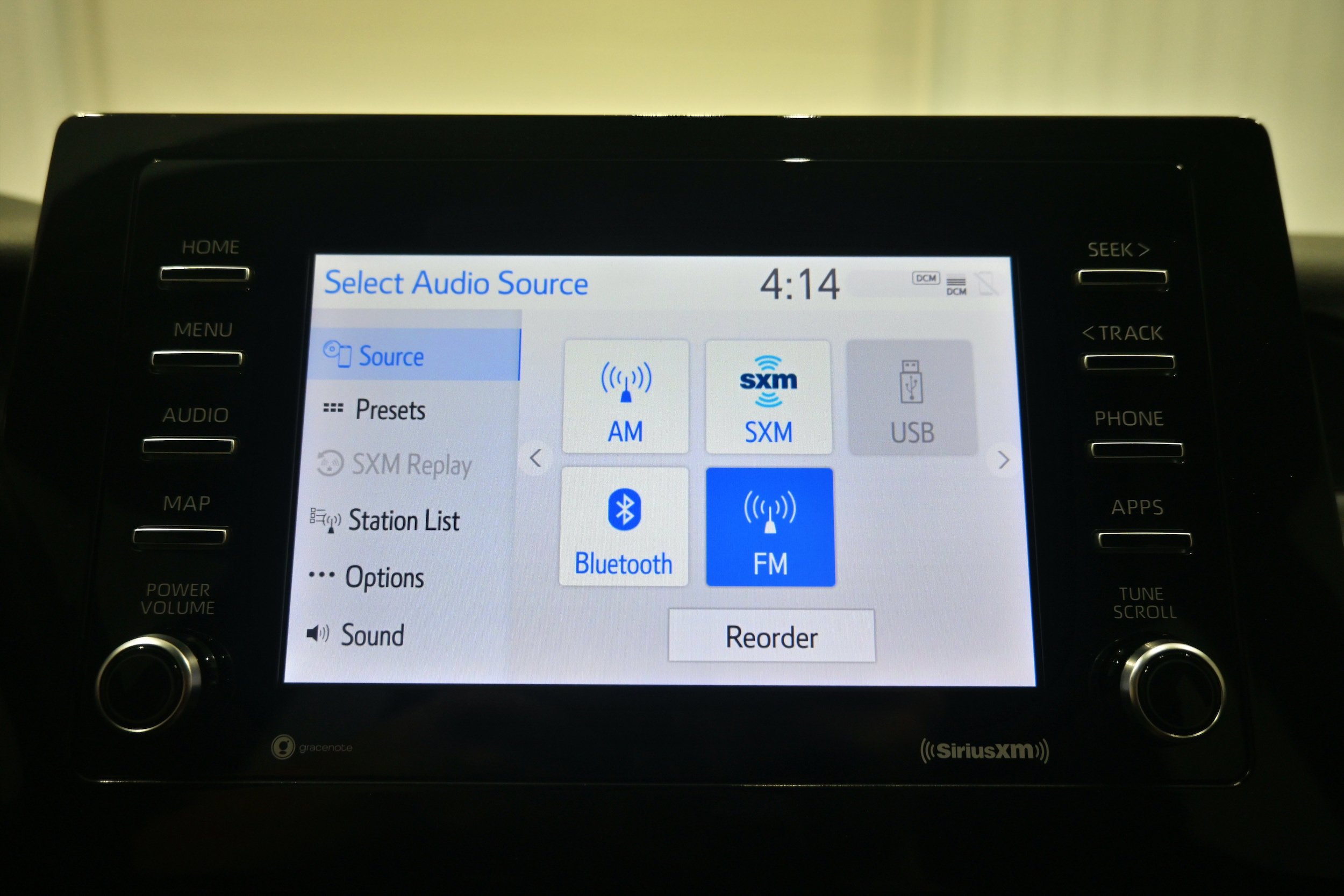 Used 2021 Toyota Camry LE AWD/4WD image 10