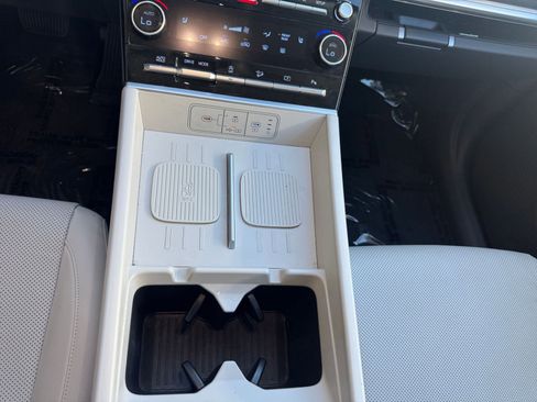 Used 2025 Hyundai Santa Fe SEL image 40