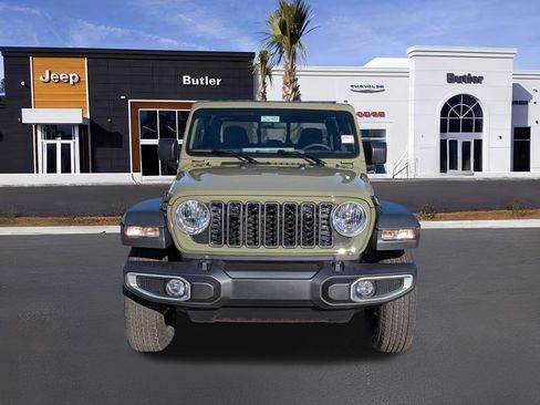 New 2026 Jeep Gladiator Sport image 9