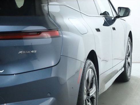 Used 2026 BMW iX xDrive45 w/ Premium Package image 44