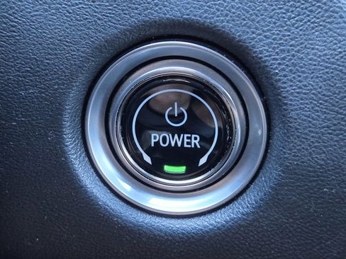 Certified 2024 Cadillac Lyriq Tech AWD/4WD image 22