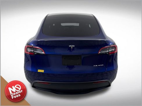 Used 2023 Tesla Model Y Long Range AWD/4WD image 4