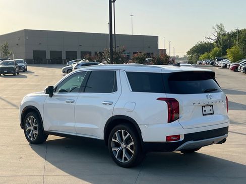 Used 2022 Hyundai Palisade SEL w/ Premium Package FWD image 9