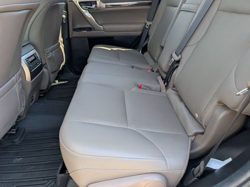Used 2020 Lexus GX 460 Premium w/ Premium Package AWD/4WD image 16