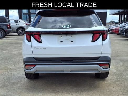 Used 2025 Hyundai Tucson SE FWD image 6