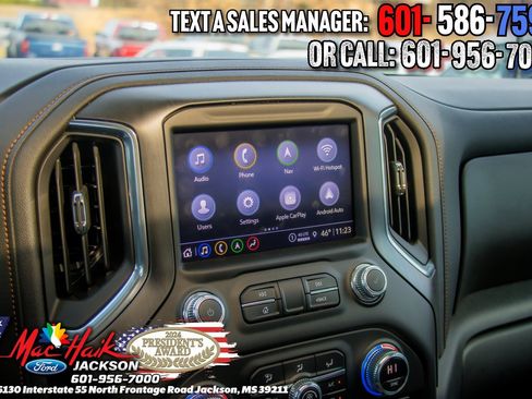 Used 2023 GMC Sierra 2500 AT4 w/ AT4 Premium Plus Package image 18