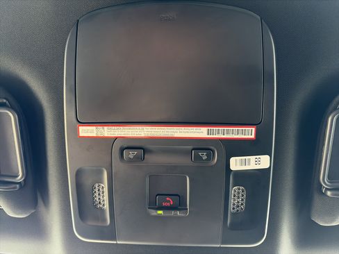 Certified 2025 Toyota Camry SE image 28