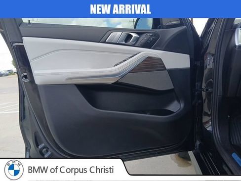 Used 2026 BMW X7 xDrive40i AWD/4WD image 21
