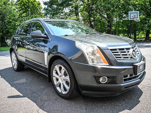Used 2014 Cadillac SRX Performance w/ Driver Awareness Package AWD/4WD image 6