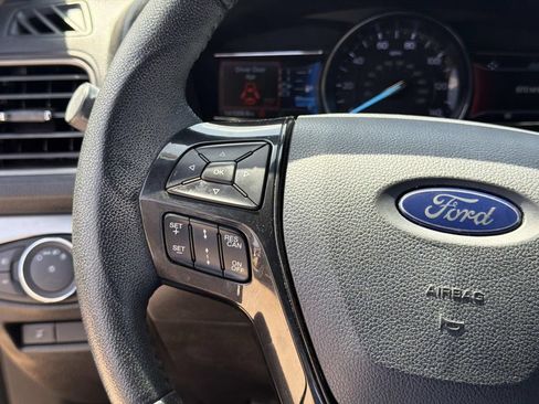 Used 2019 Ford Explorer XLT w/ Equipment Group 202A FWD image 26