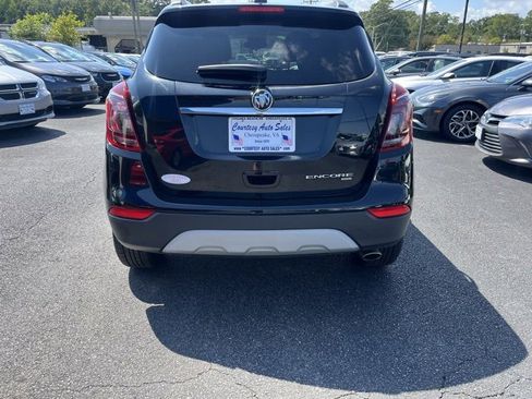 Used 2020 Buick Encore Preferred w/ Safety Package image 9