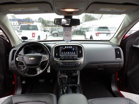 Used 2017 Chevrolet Colorado Z71 image 17