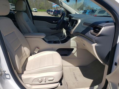 Used 2023 GMC Acadia Denali AWD/4WD image 17