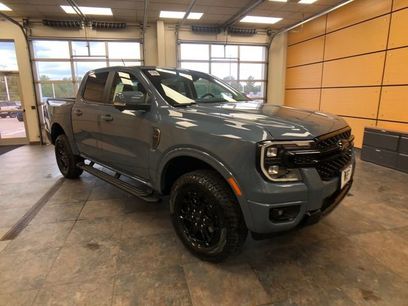 New 2025 Ford Ranger Lariat w/ Black Appearance Package