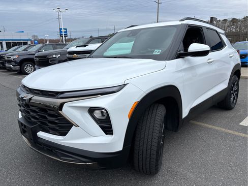 Certified 2024 Chevrolet TrailBlazer ACTIV image 5