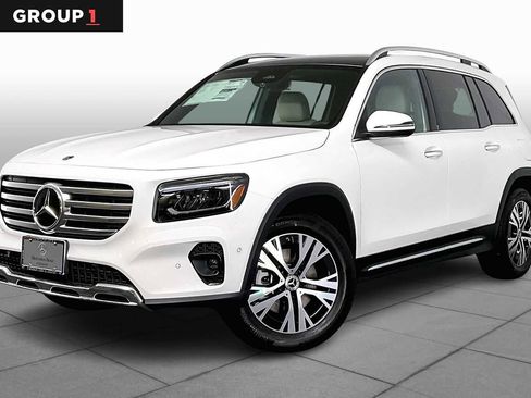 New 2025 Mercedes-Benz GLB 250 4MATIC image 1