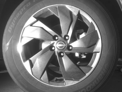 Used 2025 Nissan Rogue SV AWD/4WD image 16