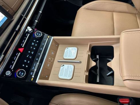 New 2026 Hyundai Santa Fe Limited AWD/4WD image 33