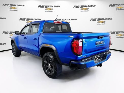 Used 2024 GMC Canyon Elevation w/ Convenience Package AWD/4WD image 5