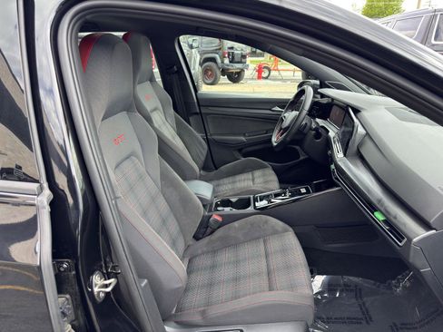 Used 2024 Volkswagen GTI SE FWD image 40