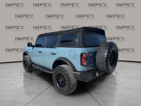 Used 2021 Ford Bronco Big Bend image 3