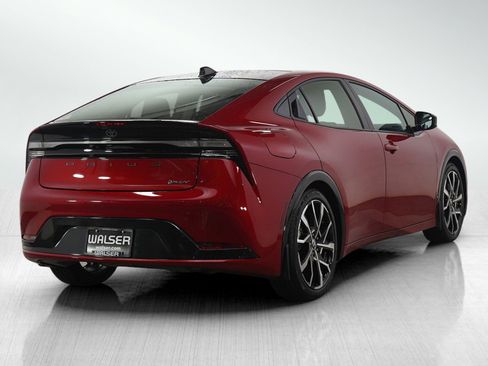 Used 2026 Toyota Prius Plug-In Hybrid image 5