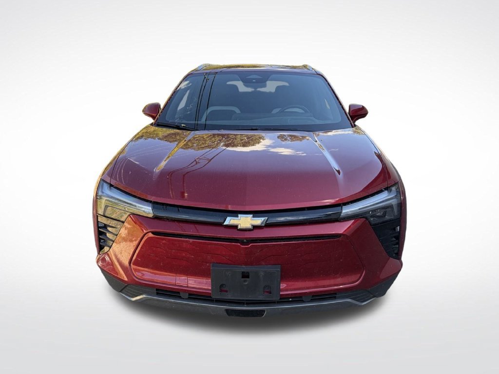 Used 2024 Chevrolet Blazer EV LT AWD/4WD image 2
