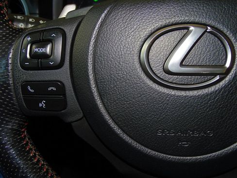 Used 2022 Lexus IS 350 F Sport w/ Dynamic Handling Package RWD image 23