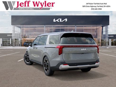 New 2026 Kia Carnival EX image 4