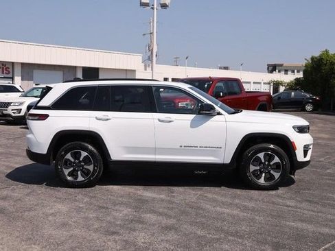 Used 2024 Jeep Grand Cherokee Limited 4xe AWD/4WD image 5