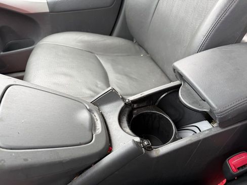 Used 2010 Toyota Prius Five image 19