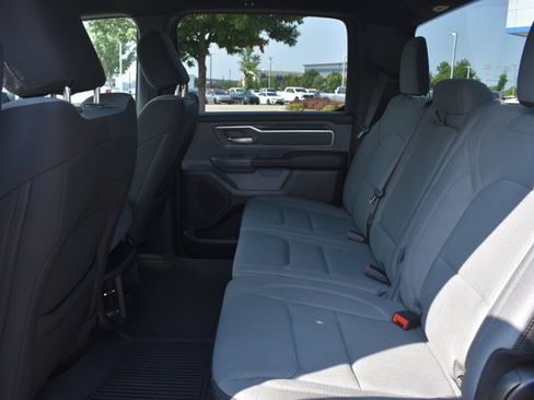 Used 2022 RAM 1500 Big Horn AWD/4WD image 16