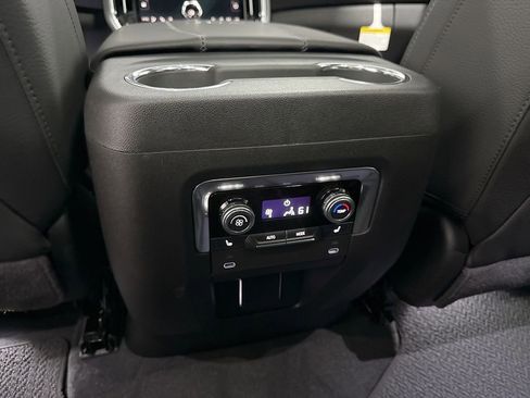 New 2026 GMC Yukon Denali w/ Sun & Power Step Package image 22