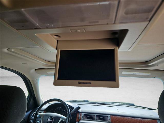Used 2007 GMC Yukon XL SLE AWD/4WD image 16