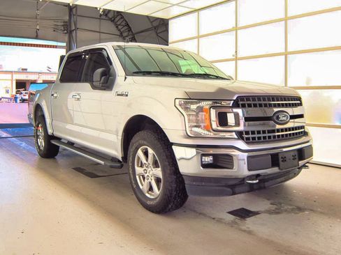 Used 2019 Ford F150 XLT w/ Equipment Group 302A Luxury AWD/4WD image 5