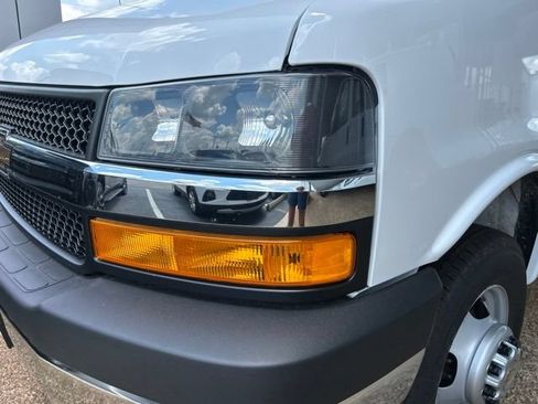 New 2026 Chevrolet Express 4500 w/ Power Convenience Package RWD image 9