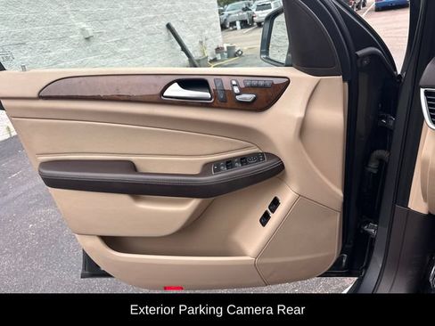 Used 2017 Mercedes-Benz GLS 450 4MATIC image 19