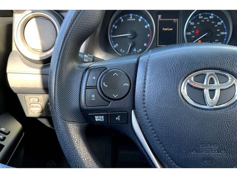 Used 2018 Toyota RAV4 LE w/ All Weather Liner Package image 16