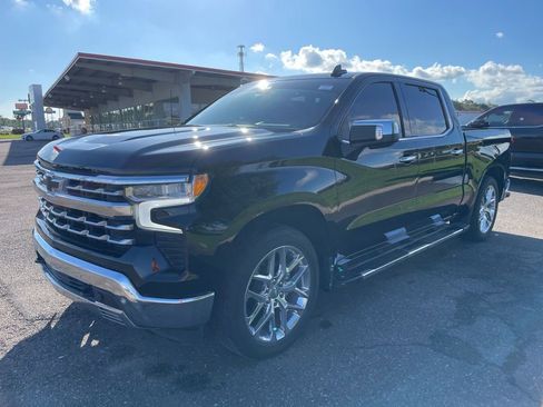 Used 2024 Chevrolet Silverado 1500 LTZ w/ LTZ Premium Package RWD image 3