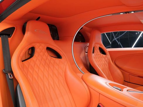 Used 2022 Bugatti Chiron Pur Sport image 42