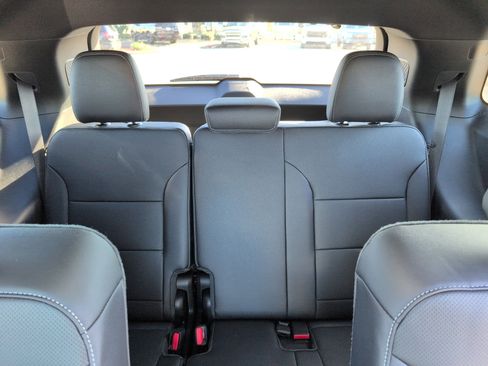 New 2026 Chevrolet Traverse LT w/ Sun and Wheel Package image 32