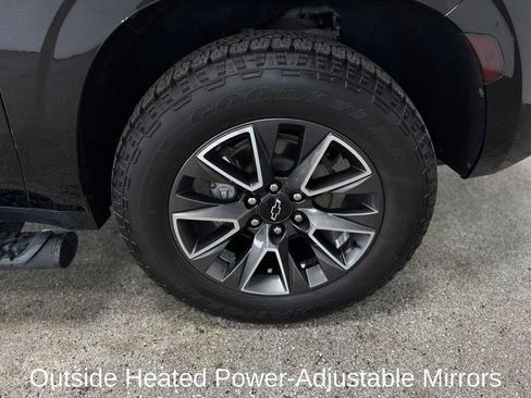 Used 2021 Chevrolet Tahoe Z71 w/ Z71 Off-Road Package AWD/4WD image 27