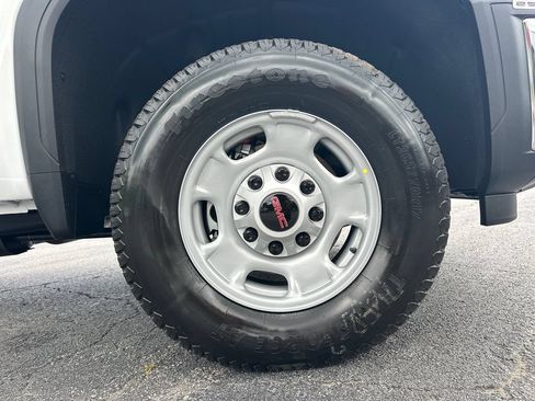 New 2026 GMC Sierra 2500 Pro w/ Convenience Package AWD/4WD image 13