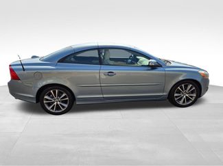 Used 2011 Volvo C70 T5 video 2