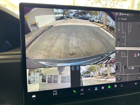 Used 2022 Tesla Model S Plaid image 48